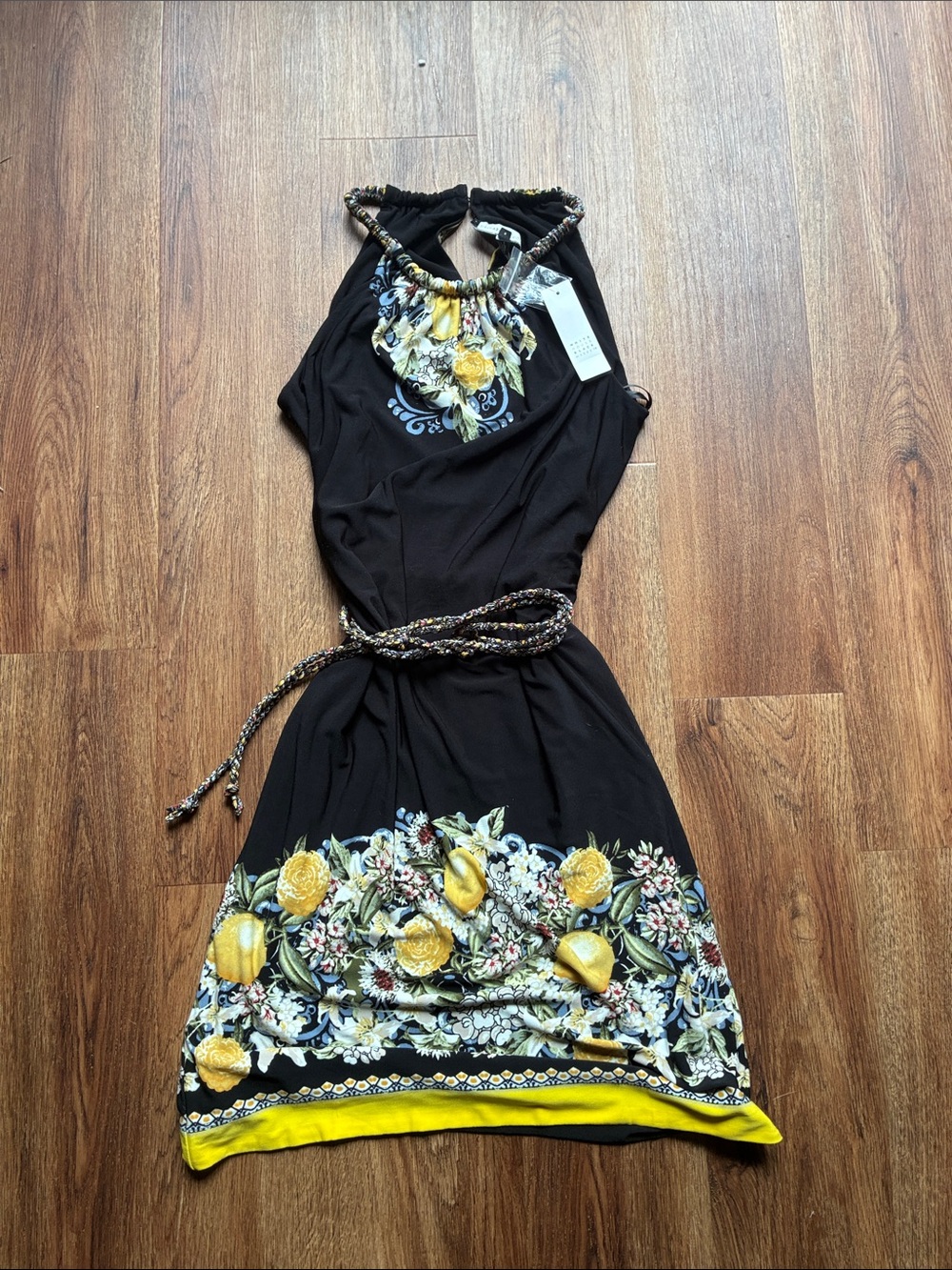 NWT stunning White House Black market Floral Halter tie Dress XXS